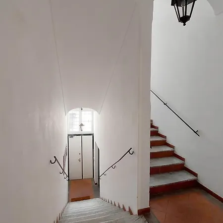 Ych-pretty Flat Close Pantheon * Rom