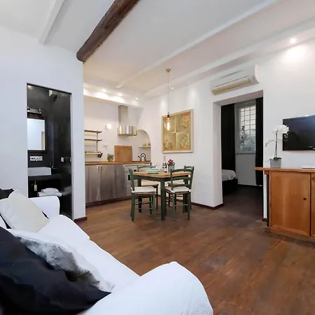 Ych-pretty Flat Close Pantheon * Rome