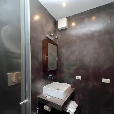 Ych-pretty Flat Close Pantheon Rome